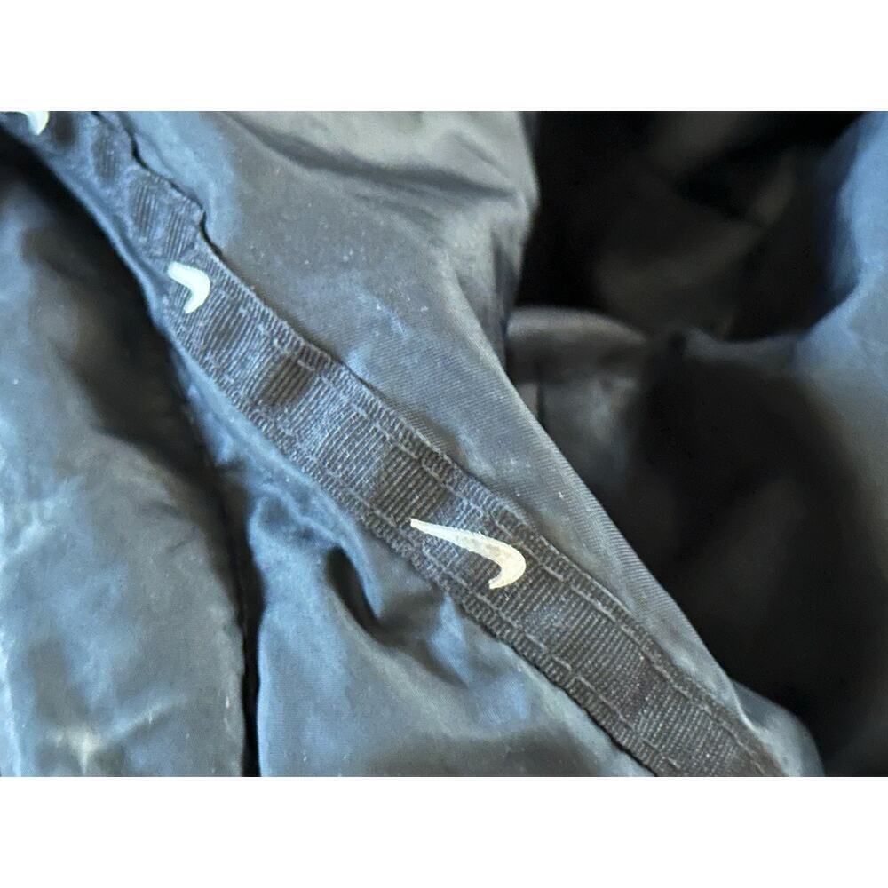 Nike Therma-Fit Black Hooded Sportswear Big Swoosh Zip Up Puffer Jacket Size M - Picture 9 of 10